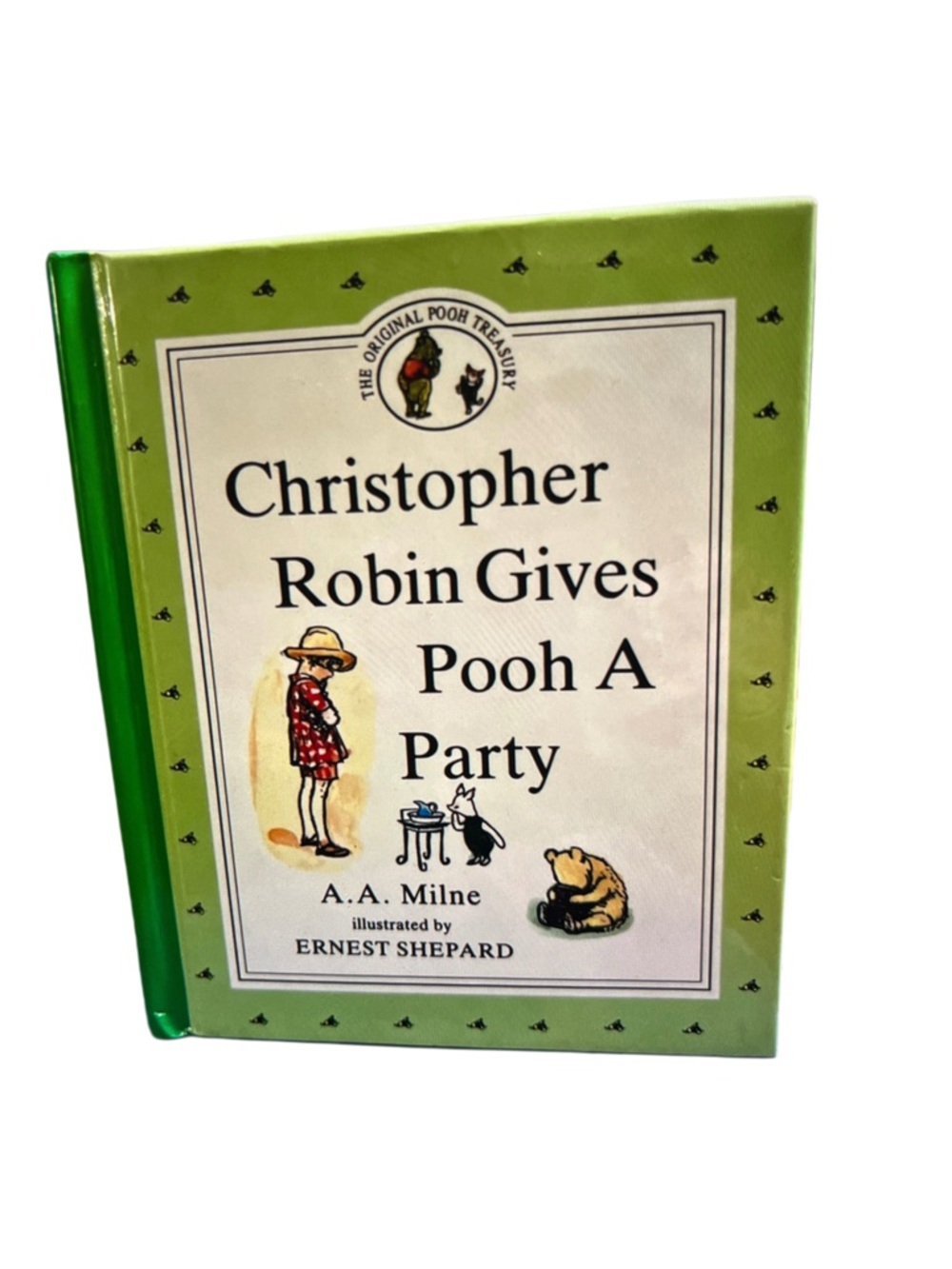 📘 Christopher Robin Gives Pooh a Party – The Original Pooh Treasury